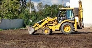 Выравнивание рельефа в Старой Руссе в октябре